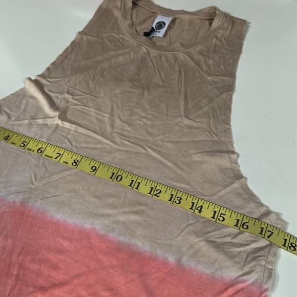 Jala Muscle Tank Top - Picture 6 of 9